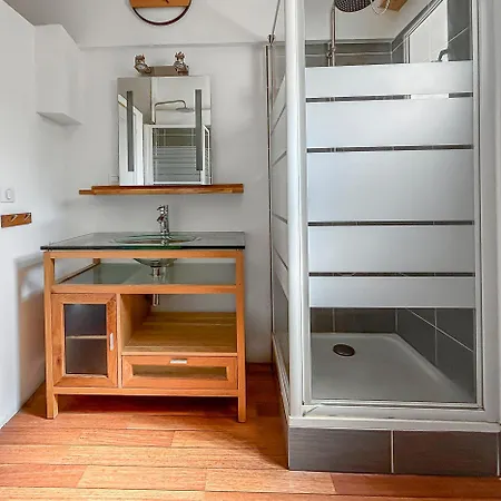 Maison Spacieuse, Piscine Parking Prive & Jardin * Castries