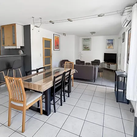 Maison Spacieuse, Piscine Parking Prive & Jardin * Castries