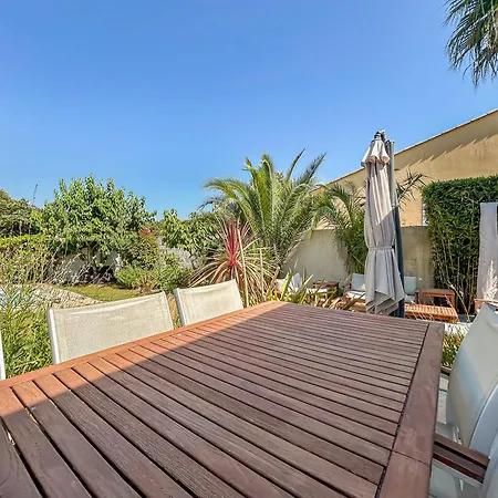 Maison Spacieuse, Piscine Parking Prive & Jardin Appartement Castries