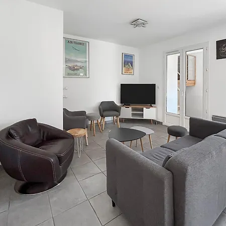 Apartamento Maison Spacieuse, Piscine Parking Prive & Jardin