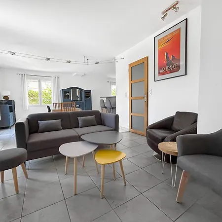 Maison Spacieuse, Piscine Parking Prive & Jardin Appartement *